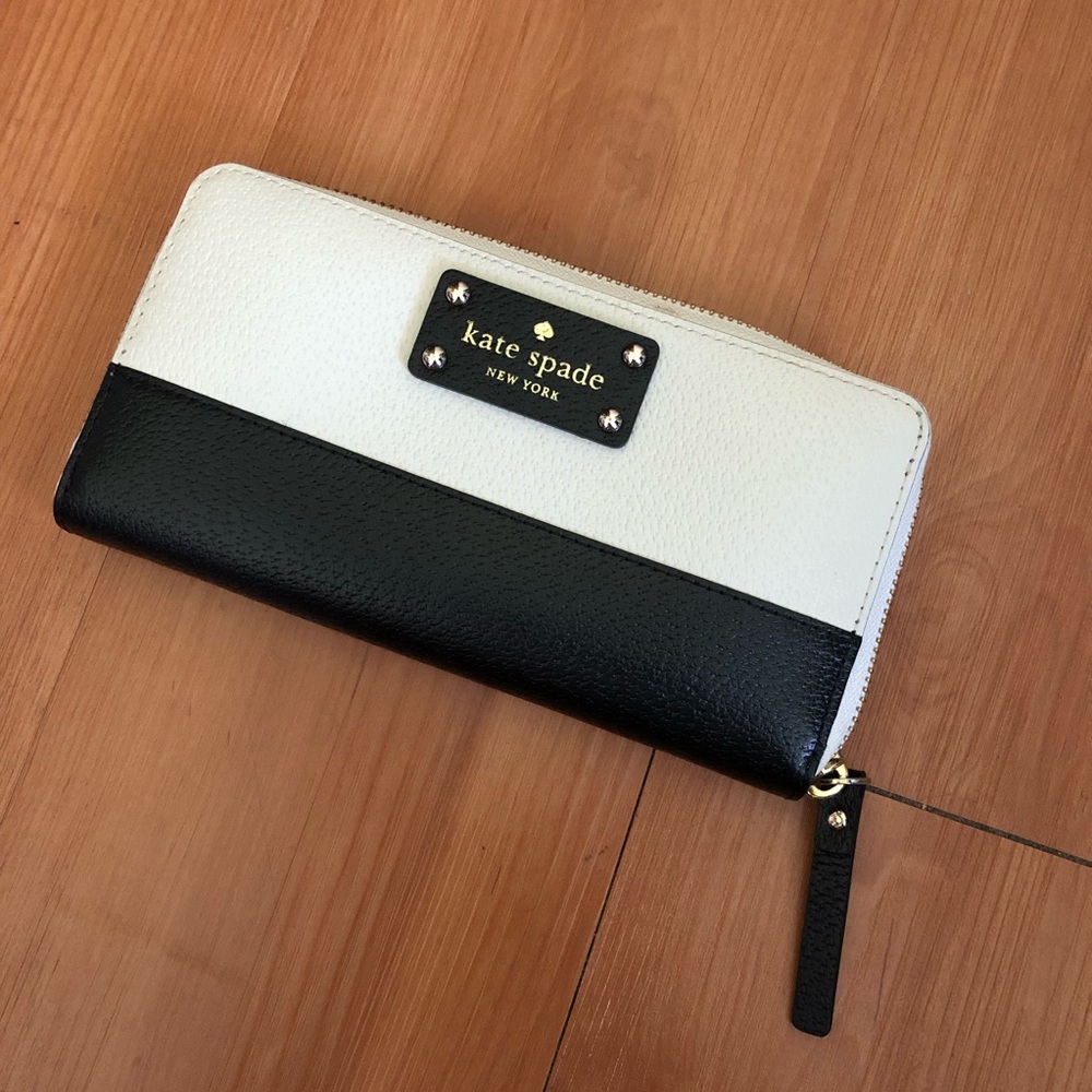 Kate Spade Accordion Wallet